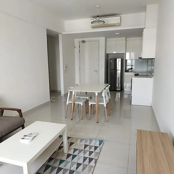 Living features: white painted walls, glossy tile flooring, 5-blade ceiling fan with light, sofa in grey fabric, coffee table in white, area rug with geometric pattern, dining table for 4 with white surface, 4 white dining chairs, refrigerator in stainless steel, built-in kitchen cabinetry in white, kitchen countertop in white, wall-mounted air conditioning unit; style: modern.