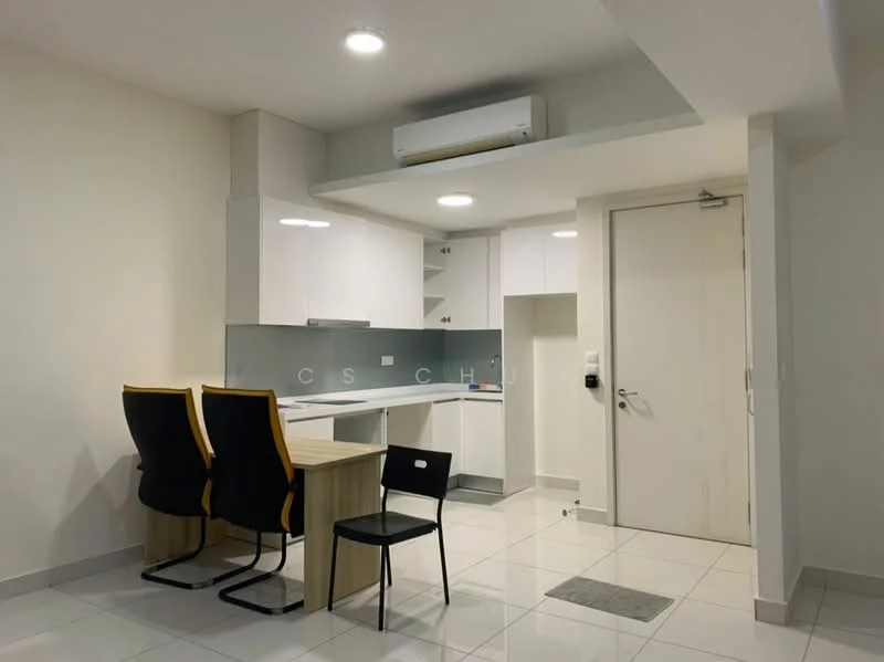 Kitchen features: white cabinetry, grey backsplash, stainless-steel sink, chrome pull-down faucet, built-in oven, freestanding range oven, 2 high-back chairs, white countertop, recessed downlights, wall-mounted split AC, tile flooring; style: modern.
