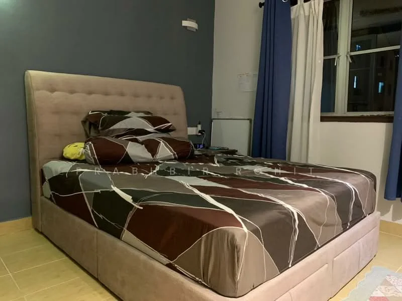 Bedroom features: king-size bed with upholstered headboard, brown and grey patterned bedding, two blue curtains, light-coloured tiled flooring, wall-mounted light fixture, window with white frame, decorative wall in dark grey, nightstand with lamp; style: modern.