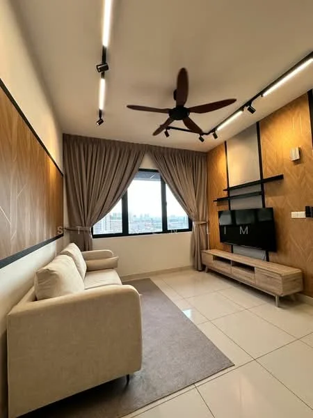 Living features: 3-seater fabric sofa in beige, wall-mounted TV, TV console in light wood, recessed LED downlights, 5-blade ceiling fan in dark wood, floor-to-ceiling windows, sheer curtains, light-colored area rug, decorative wall paneling, white tiled flooring; style: modern; view: city.
