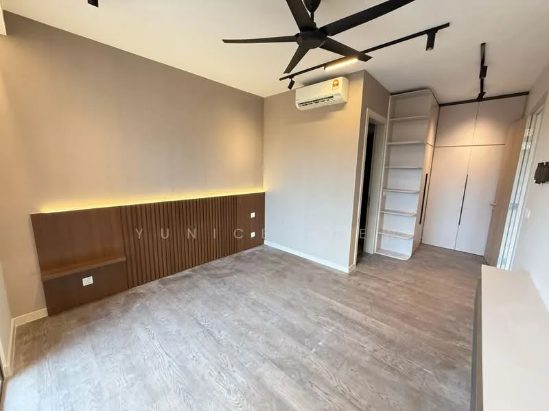 Room features: light grey painted walls, wood panel accent wall, laminate flooring, 5-blade ceiling fan, wall-mounted split AC, built-in shelving unit, recessed lighting, neutral color scheme; style: modern.