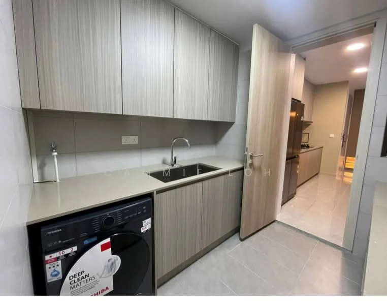 Kitchen features: laminate cabinetry in light wood finish, single-bowl stainless-steel sink, chrome pull-down faucet, built-in oven, freestanding washing machine, grey ceramic tile flooring, white tiled backsplash, recessed downlights, open layout, door leading to hallway; style: modern.