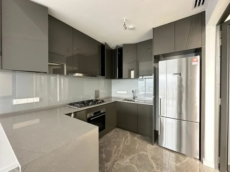 Kitchen features: grey high-gloss cabinetry, stainless-steel refrigerator, built-in oven, 4-burner gas hob, stainless-steel range hood, grey marble countertop, grey marble backsplash, ceramic tile flooring, recessed downlights, single-bowl stainless-steel sink, chrome pull-down faucet; style: modern.