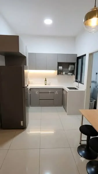 Kitchen features: grey flat-panel cabinets, white quartz countertop, single-bowl stainless-steel sink, chrome pull-down faucet, built-in oven, stainless-steel fridge, ceramic tile flooring, recessed downlights, window with black frame, dining table with wooden top and black legs, dish rack, white plates on shelf; style: modern.