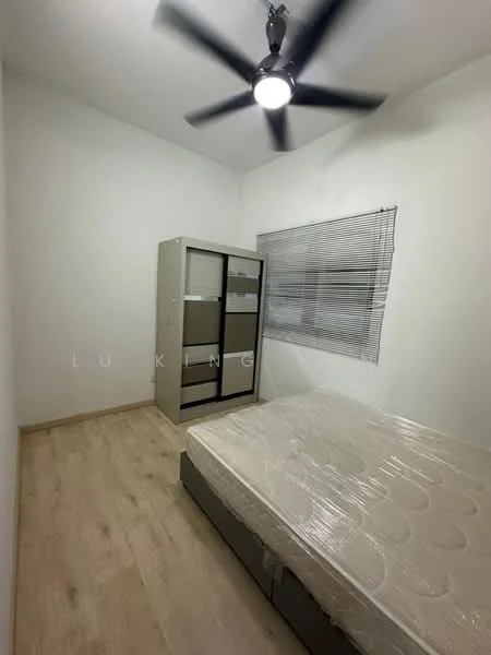 Bedroom features: light wood laminate flooring, white painted walls, ceiling fan with light, single bed with mattress, built-in wardrobe with glass doors, window with blinds; style: modern.