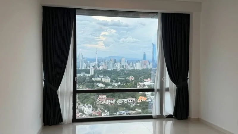 Room features: floor-to-ceiling windows, blackout curtains, sheer curtains, white walls, glossy tile flooring, city skyline view; style: modern; view: city.