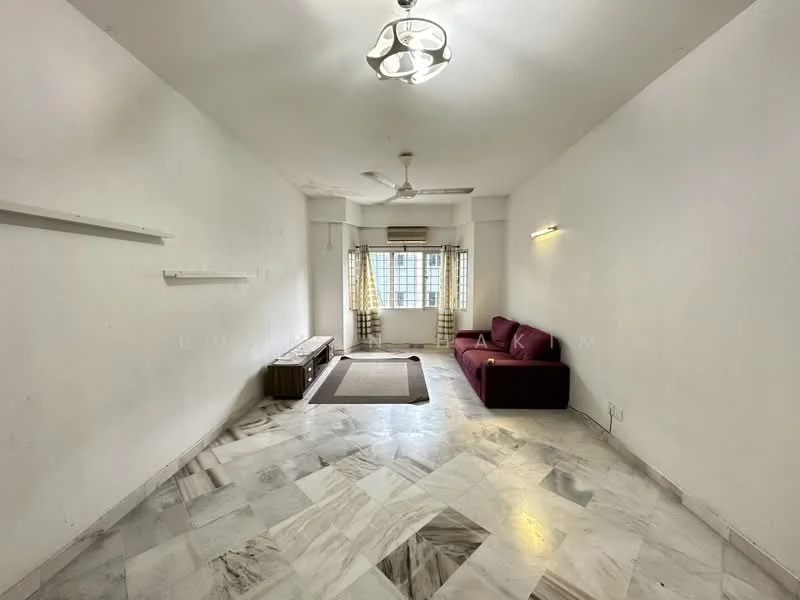 Living features: marble flooring, white painted walls, ceiling fan, 3-seater fabric sofa in burgundy, window with sheer curtains, wall-mounted light fixture, TV console, area rug; style: minimalist.
