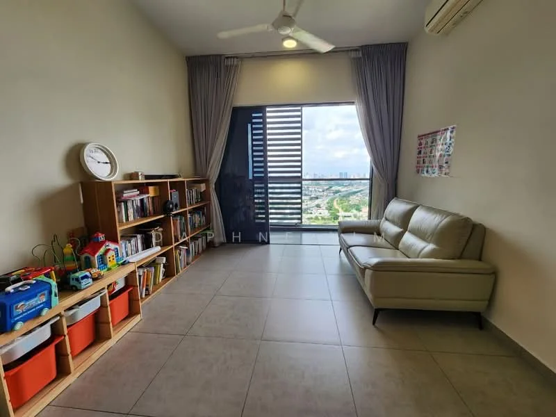 Living features: 3-seater leather sofa in beige, floor-to-ceiling windows, light grey tiled flooring, ceiling fan, bookshelf with books and toys, decorative wall clock, curtains, air conditioning unit; style: modern; view: city.