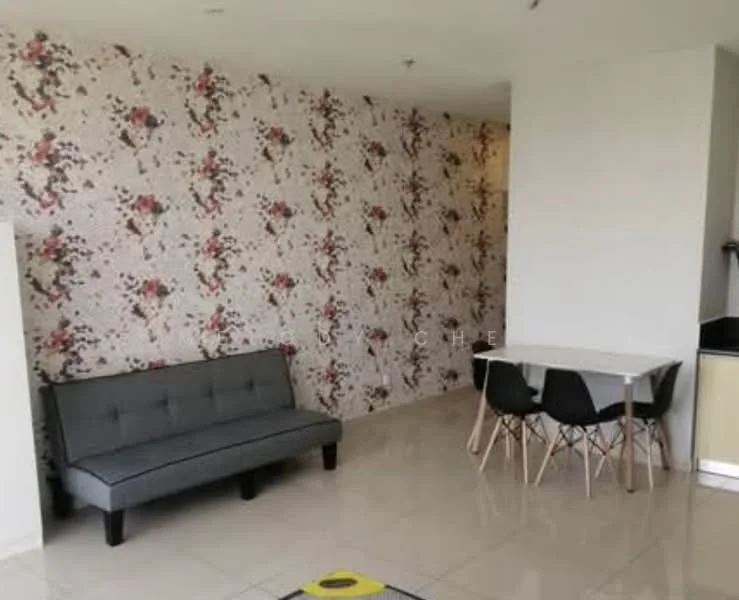 Living features: grey fabric sofa, floral wallpaper, glossy tile flooring, white walls, dining table with black chairs, recessed lighting, open layout, large windows; style: modern.