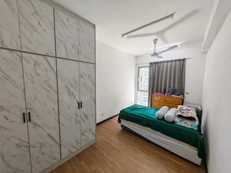 Bedroom features: wooden flooring, white painted walls, ceiling fan, large window with sheer curtains, built-in wardrobe with marble pattern, double bed with green bedding, wooden dresser, decorative pillows; style: modern.