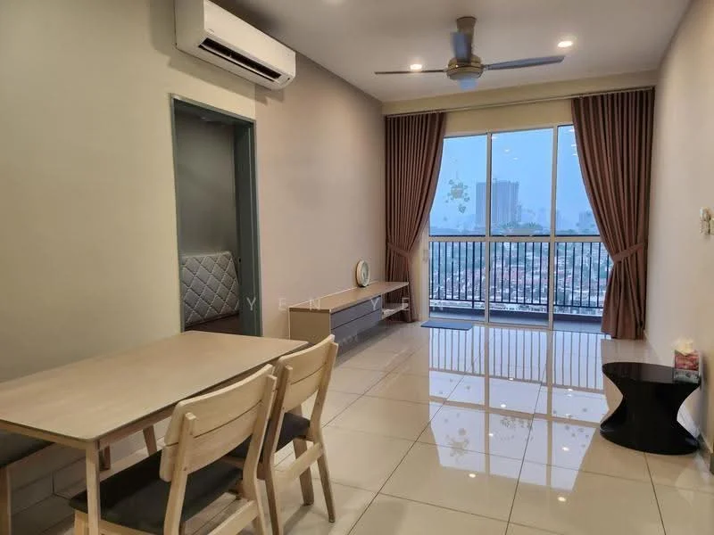 Living features: floor-to-ceiling windows, sliding glass door, curtains, 5-blade ceiling fan with light, light-colored walls, glossy tile flooring, dining table with 4 chairs, small side table, view of city skyline; style: modern; view: city.