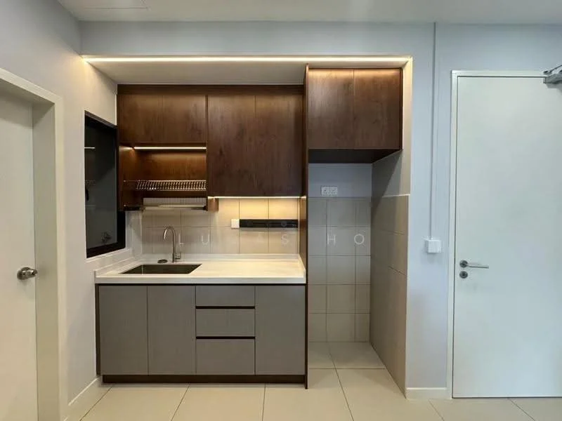Kitchen features: single-bowl stainless-steel sink, chrome pull-down faucet, white quartz countertop, grey lower cabinets, brown upper cabinets, built-in oven, ceramic tile backsplash, tile flooring, recessed LED downlights, window with black frame, wall-mounted kitchen rack; style: modern.
