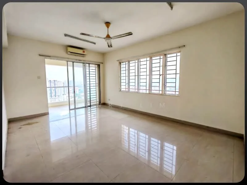Living features: white painted walls, polished ceramic tile flooring, 5-blade ceiling fan, sliding glass door, floor-to-ceiling windows, window with horizontal slats, air conditioning unit, natural light from windows; style: modern; view: city.