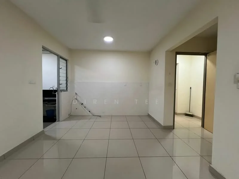 Platinum Lake PV 21, Setapak