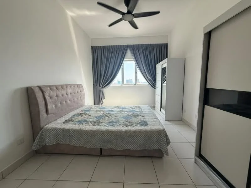 Bedroom features: king-size bed with upholstered headboard, bedding with patchwork design, floor-to-ceiling window, grey curtains, white painted walls, white tiled flooring, ceiling fan with 3 blades, built-in wardrobe with sliding doors; style: modern; view: city.
