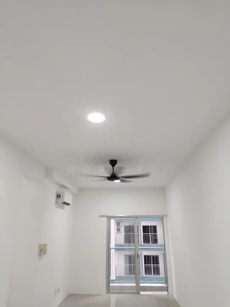 Room features: white painted walls, polished concrete flooring, recessed downlights, 5-blade ceiling fan, floor-to-ceiling windows, sliding glass door; style: modern.