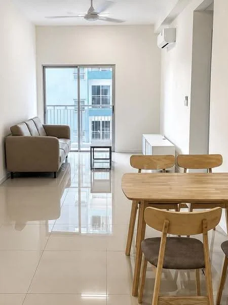 Living features: 3-seater fabric sofa in beige, wooden dining table, 4 wooden dining chairs, floor-to-ceiling windows, sliding glass door, white walls, glossy tile flooring, 1 wall-mounted split AC, ceiling fan, minimalist decor; style: modern.