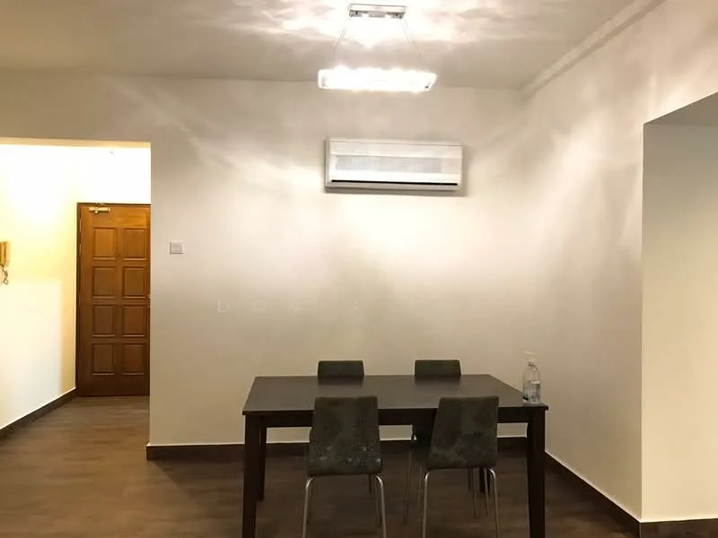 Dining features: wooden flooring, white painted walls, 5-blade ceiling fan with integrated LED light, 1 wall-mounted split AC, dining table, 4 dining chairs, water bottle on table; style: modern.