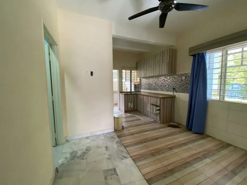 Kitchen features: wooden cabinetry, marble countertop, stainless-steel sink, chrome pull-down faucet, mosaic tile backsplash, floor-to-ceiling windows, ceiling fan, wooden flooring, white painted walls, open layout, kitchen island; style: modern; view: garden.