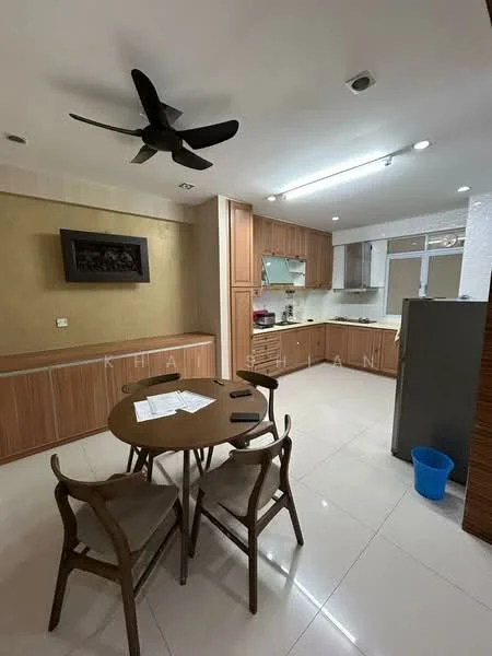 Kitchen features: white walls, cream cabinetry, stainless-steel sink, chrome pull-down faucet, granite countertop, built-in oven, freestanding range oven, stainless-steel fridge, 4-burner gas hob, ceiling fan, recessed LED downlights, dining table with 4 chairs, tile flooring, window with natural light; style: modern.