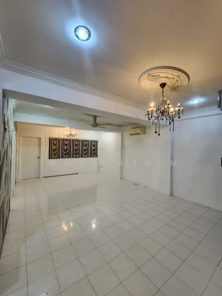 Living features: white painted walls, glossy white tile flooring, tray ceiling with chandelier, recessed downlights, 1 wall-mounted split AC, decorative wall paneling, ceiling rose, 2 ceiling fans; style: modern.