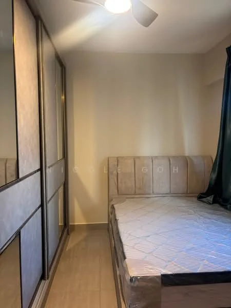 Bedroom features: queen-size bed, upholstered headboard, built-in wardrobe with sliding doors, light-colored walls, ceiling fan, window with dark curtains, laminate flooring, mattress on bed frame; style: modern.