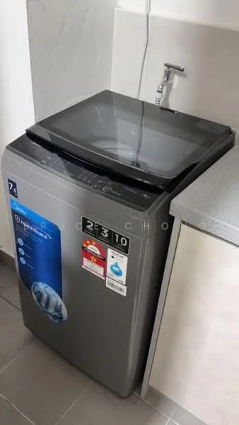 Laundry features: top-load washing machine in grey, water inlet tap, grey countertop, light grey tiled flooring, white cabinetry; style: modern.