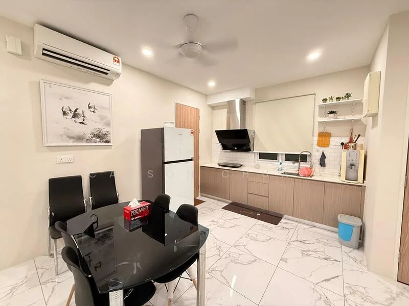 Kitchen features: white painted walls, marble tile flooring, ceiling fan, built-in cabinetry in light wood, black countertop, stainless-steel fridge, built-in oven, microwave, kitchen sink, black dining table with 4 chairs, wall-mounted TV, open shelving, window with blinds; style: modern.