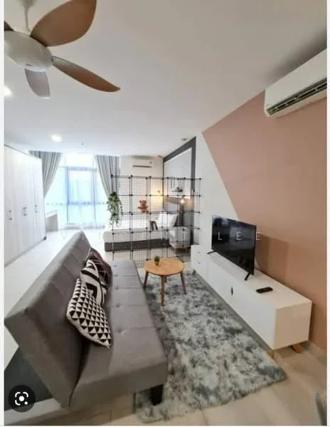 Living features: 3-seater fabric sofa in grey, coffee table, wall-mounted TV, TV console, area rug with geometric pattern, ceiling fan, floor-to-ceiling windows, curtains, decorative plant, built-in cabinets, accent wall in peach, light-colored flooring, wall-mounted air conditioning unit; style: modern.