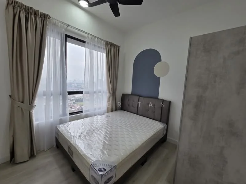 Bedroom features: queen-size bed, upholstered headboard, floor-to-ceiling window, sheer curtains, light grey wall, accent wall with circular design, wooden flooring, ceiling fan with light; style: modern; view: city.