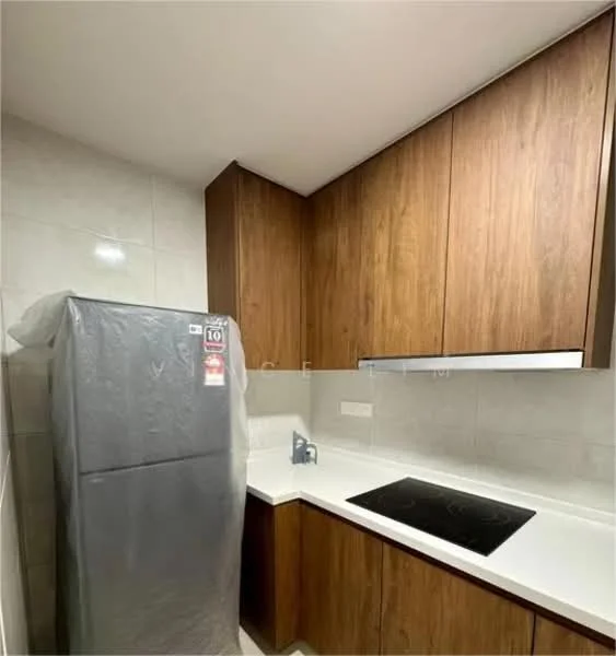 Kitchen features: brown wooden cabinetry, white quartz countertop, built-in induction cooktop, stainless-steel fridge, tile backsplash, under-cabinet lighting, single-bowl stainless-steel sink, chrome pull-down faucet; style: modern.
