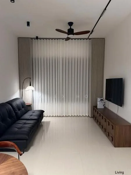 Living features: black leather sofa, wooden coffee table, TV console, wall-mounted TV, recessed lighting, 5-blade ceiling fan, curtains, cream tiled flooring, decorative lamp, wooden sideboard; style: modern.