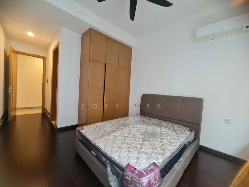 Bedroom features: queen-size bed, upholstered headboard, built-in wardrobe with sliding doors, dark wood flooring, white painted walls, ceiling fan, wall-mounted air conditioning unit, door leading to hallway; style: modern.