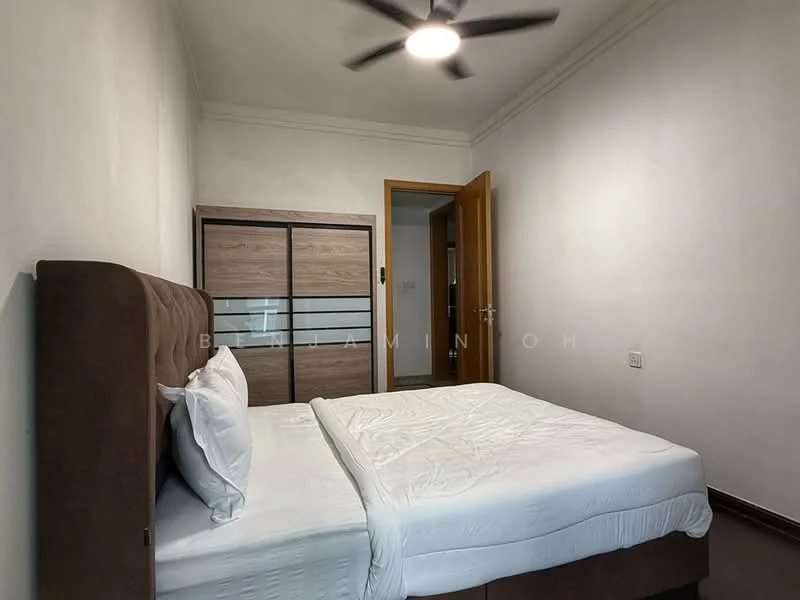 Bedroom features: queen-size bed, upholstered headboard, white bedding, wooden wardrobe with sliding doors, ceiling fan, white painted walls, dark wood flooring, window with natural light, door leading to hallway; style: modern.