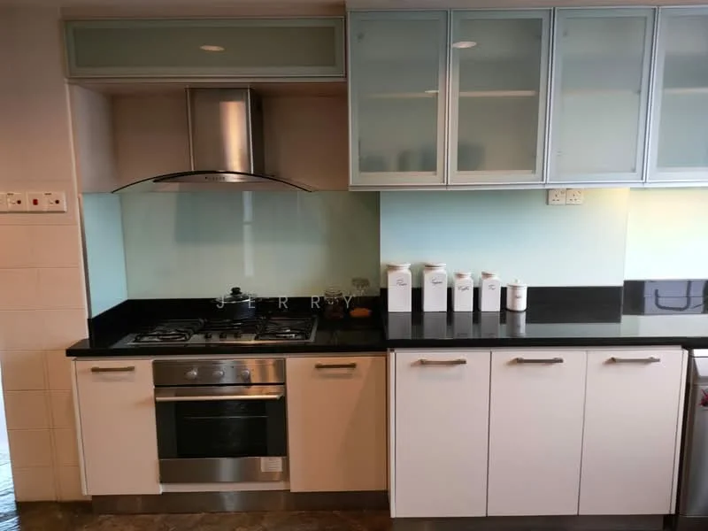 Kitchen features: stainless-steel range hood, 4-burner gas hob, built-in oven, black granite countertop, white cabinetry with glass-front upper cabinets, white ceramic backsplash, kitchen appliances including canisters, wall-mounted electrical outlets; style: modern.