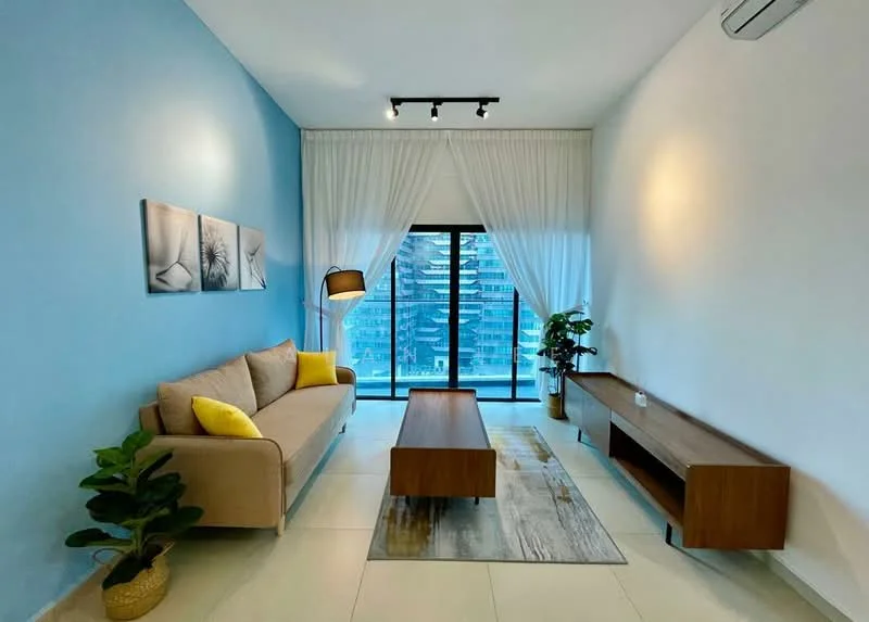 Living features: 3-seater fabric sofa in beige, yellow accent cushion, wooden coffee table, TV console in wood, area rug with geometric pattern, floor-to-ceiling windows, sheer curtains, potted plant, wall-mounted air conditioning unit, track lighting; style: modern; view: city.