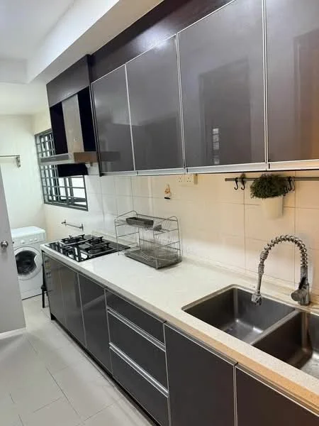 Kitchen features: grey cabinetry, white countertop, stainless-steel sink, chrome pull-down faucet, 4-burner gas hob, built-in oven, wall-mounted kitchen exhaust, tile backsplash, washing machine, window with grid pattern; style: modern.