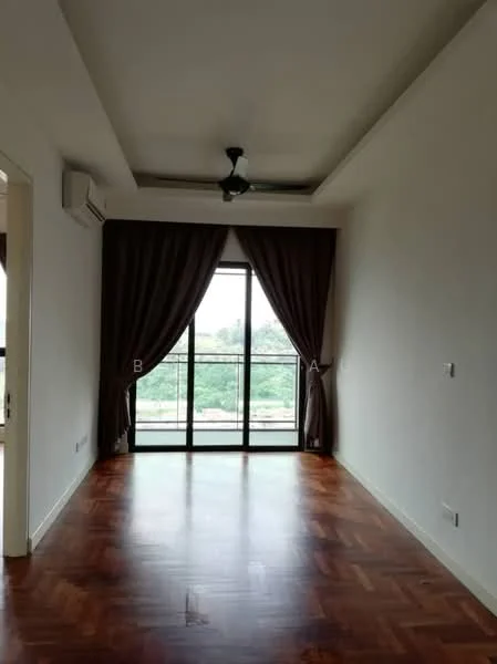 Living features: wooden flooring, white painted walls, 5-blade ceiling fan, floor-to-ceiling windows, sheer curtains, dark brown curtains, air conditioning unit, view of greenery; style: modern; view: garden.