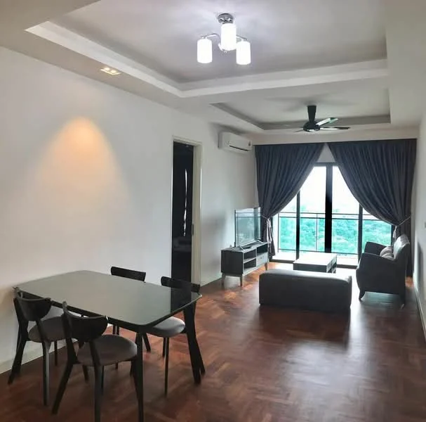 Living features: wooden flooring, white painted walls, tray ceiling, 5-blade ceiling fan with light, recessed downlights, floor-to-ceiling windows, sliding glass door, grey fabric sofa, glass coffee table, TV console, TV, black dining table with 4 chairs, curtains; style: modern; view: city.