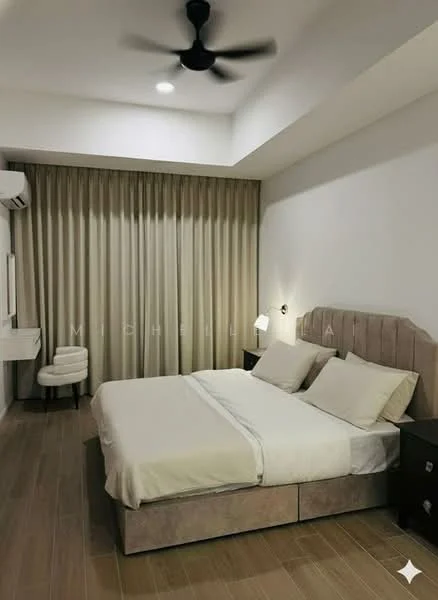 Bedroom features: king-size bed, upholstered headboard, two bedside tables, table lamps on bedside tables, wall-mounted mirror, ceiling fan, wall-mounted air conditioning unit, curtains, wooden flooring, recessed lighting; style: modern.
