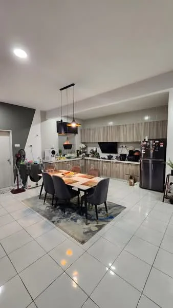 Kitchen features: white tiled flooring, grey and wood cabinetry, black countertop, stainless-steel fridge, built-in oven, 4-burner gas hob, black pendant lights, dining table with 6 upholstered chairs, open shelving, microwave, decorative plants, wall-mounted TV, kitchen island, sink, wall-mounted cabinets; style: modern.
