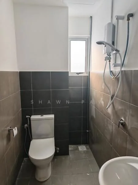 Bathroom features: white toilet, chrome faucet, shower head, grey wall tiles, light grey floor tiles, window for natural light, wall-mounted shower heater, tiled shower area; style: modern.
