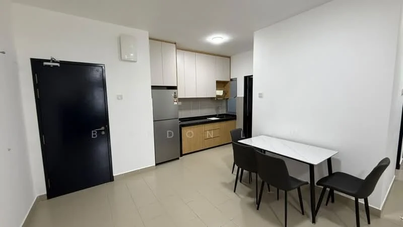 Kitchen features: white cabinets, black countertop, stainless-steel fridge, built-in oven, ceramic tile flooring, recessed ceiling lights, grey backsplash, single-bowl stainless-steel sink, chrome pull-down faucet; style: modern. Dining features: 4-seater dining table, black dining chairs; style: modern.