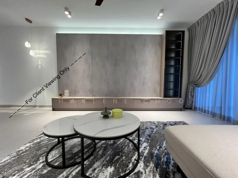 Living features: light grey accent wall, built-in shelving unit, two round coffee tables with white marble tops, black metal bases on coffee tables, area rug with abstract pattern, floor-to-ceiling windows with sheer curtains, recessed downlights, ceiling fan, light fixture with pendant lamp; style: modern.