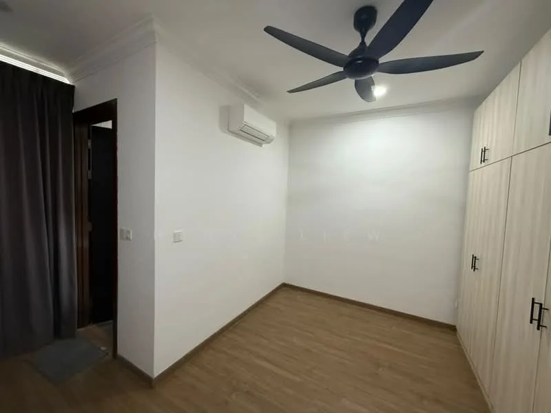 Room features: white painted walls, wooden flooring, 5-blade ceiling fan, wall-mounted split AC, built-in wardrobe with light wood finish, dark curtain, doorway leading to another room, recessed lighting; style: modern.