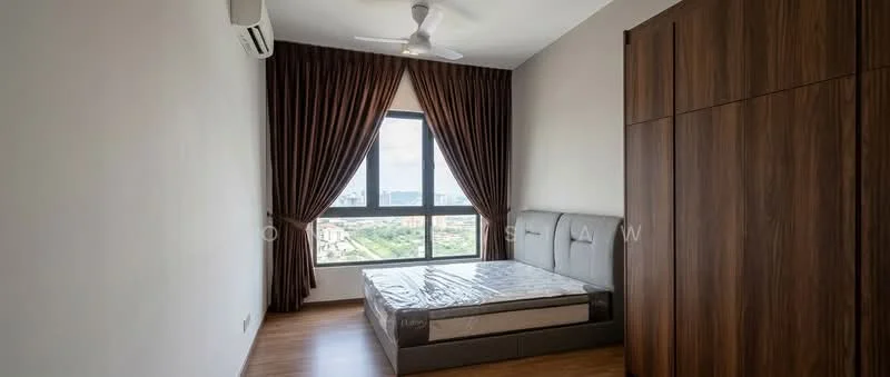 Bedroom features: queen-size bed, upholstered headboard, wooden wardrobe, floor-to-ceiling window, brown curtains, wooden flooring, 1 wall-mounted split AC, ceiling fan with light; style: modern; view: city.