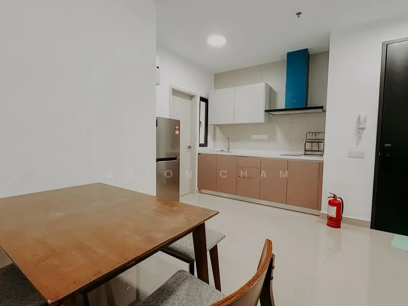 Kitchen features: white painted walls, light grey cabinetry, blue accent wall, stainless-steel fridge, built-in oven, stainless-steel range hood, single-bowl stainless-steel sink, chrome pull-down faucet, ceramic tile flooring, recessed downlights, dining table with wooden surface, 4 dining chairs; style: modern.