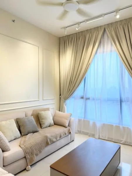 Living features: 3-seater fabric sofa in beige, decorative cushions in various shades, coffee table in wood, floor-to-ceiling windows, sheer curtains, drapery in light beige, recessed ceiling lights, ceiling fan with light, white painted walls, tile flooring; style: modern; view: city.