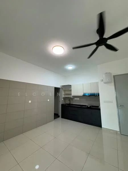 Kitchen features: black granite countertop, single-bowl stainless-steel sink, chrome pull-down faucet, built-in kitchen cabinets in light grey, ceramic tile flooring, recessed LED downlights, 5-blade ceiling fan, wall-mounted air conditioning unit, white painted walls, grey tiled backsplash; style: modern.