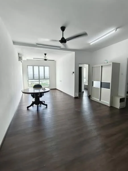 Living features: wooden flooring, white painted walls, ceiling fan, large windows with city view, round dining table, office chair, built-in wardrobe, recessed lighting; style: modern; view: city.
